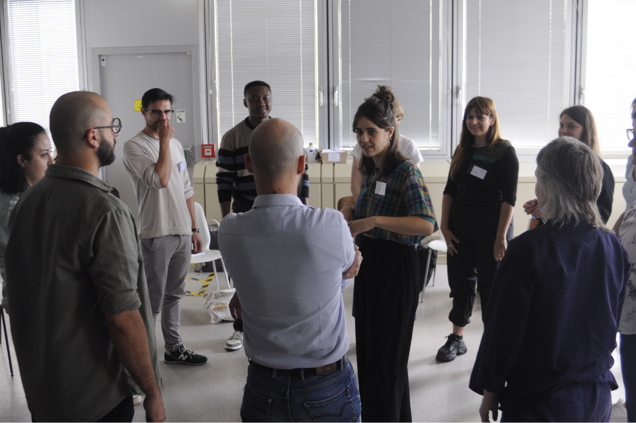 © NorthWork Ireland NECE Lab attendees are standing in a circle.
